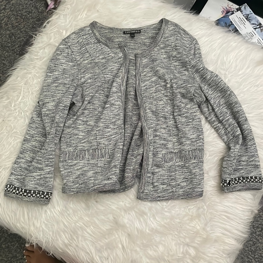 Cardigan sweater